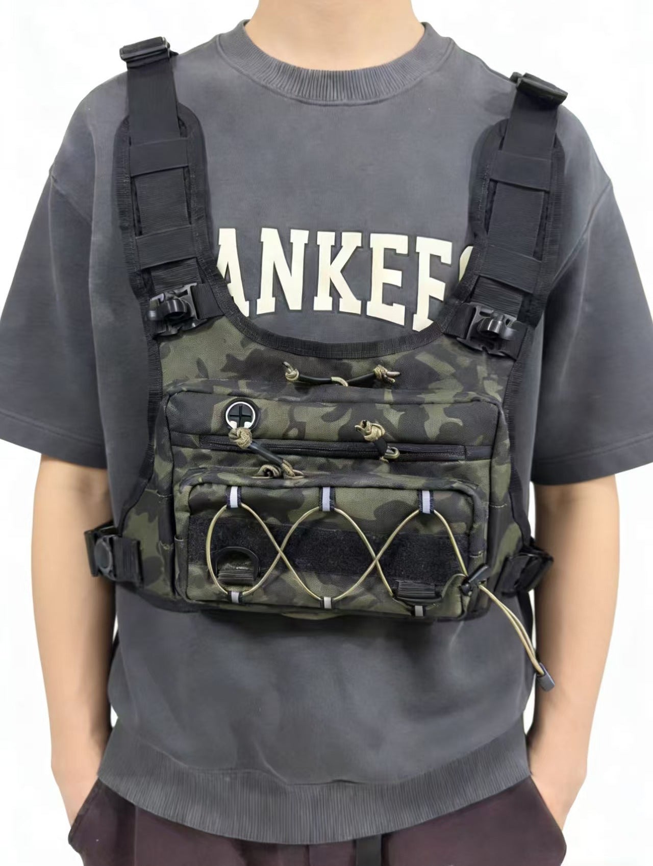 Portable hiking bag