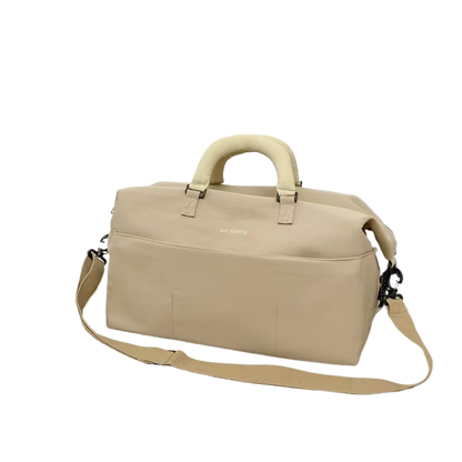 Portable lightweight and large-capacity luggage bag