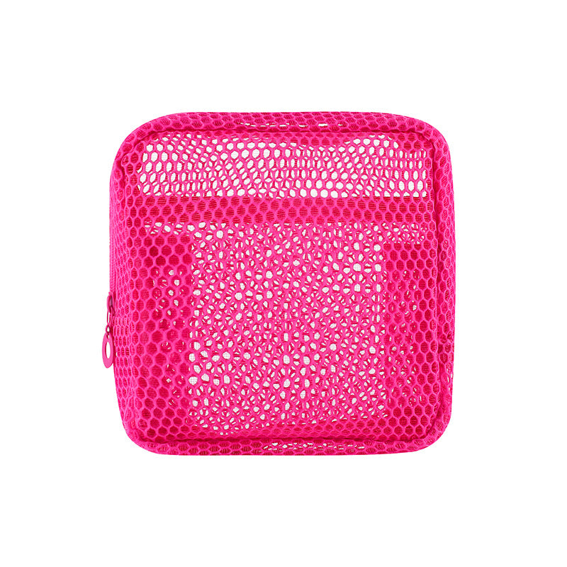 Portable mesh makeup bag