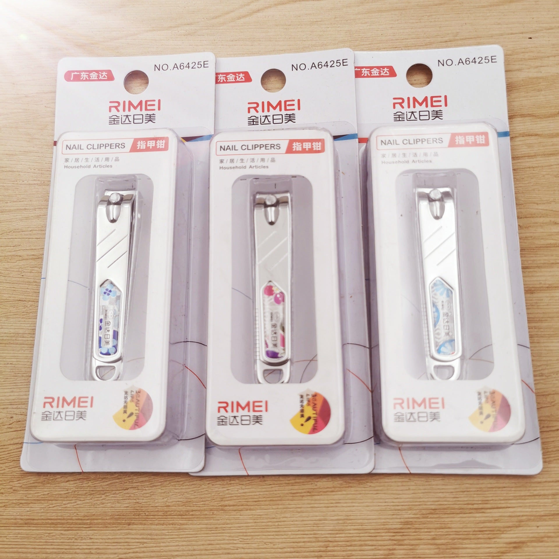 Portable Nail Clippers