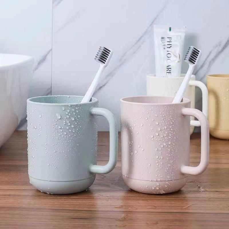 Portable Plastic Gargle Cup