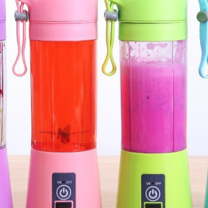 Portable USB Rechargeable Fruit Juicer Blender