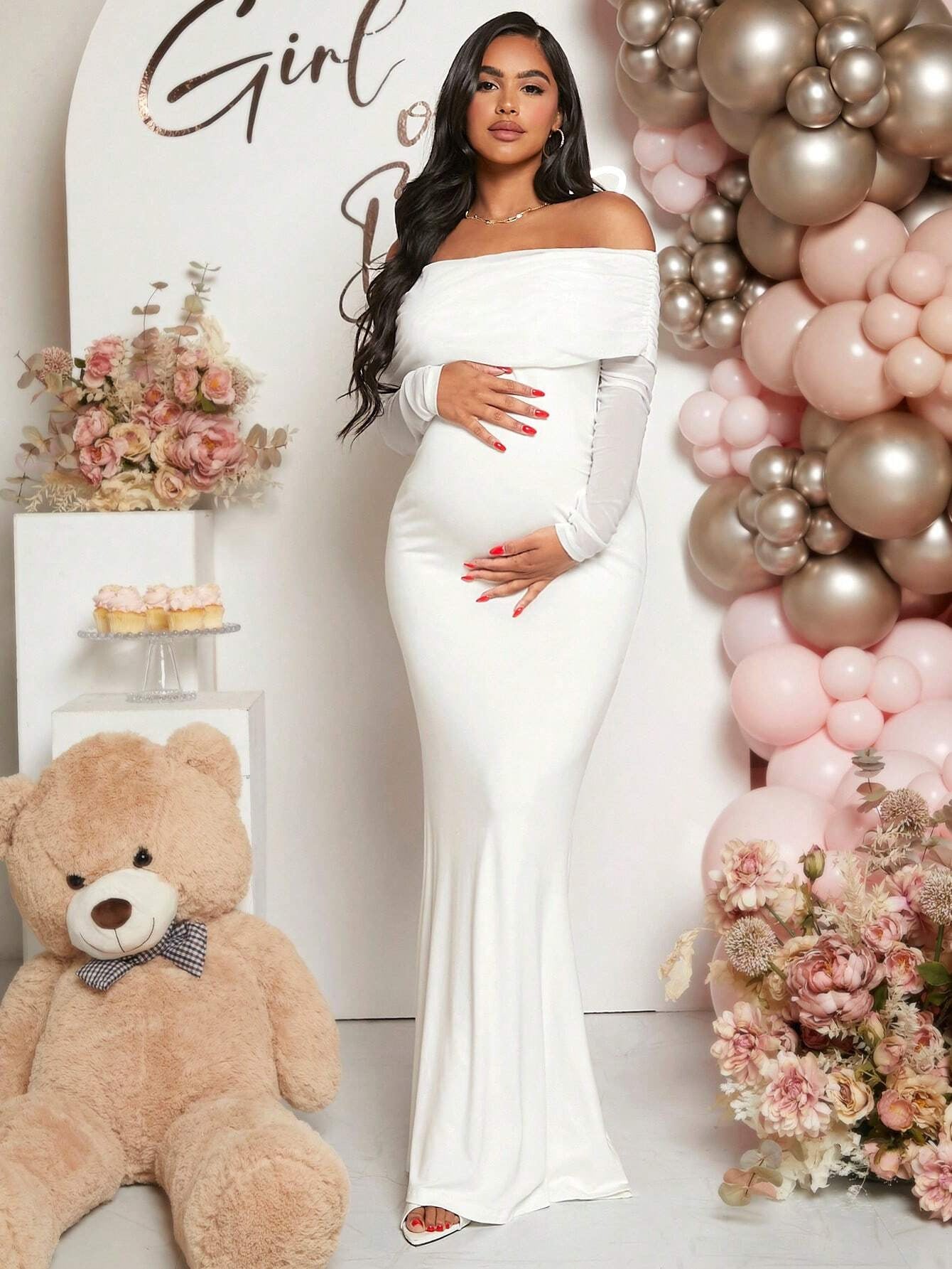 Pregnancy-friendly off-shoulder mermaid-style long-sleeve dress