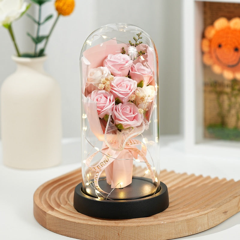 Preserved flower bouquet