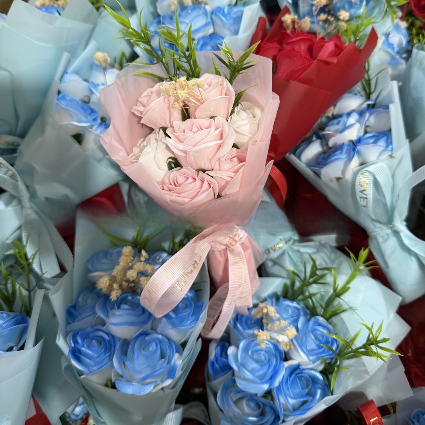 Preserved flower bouquet