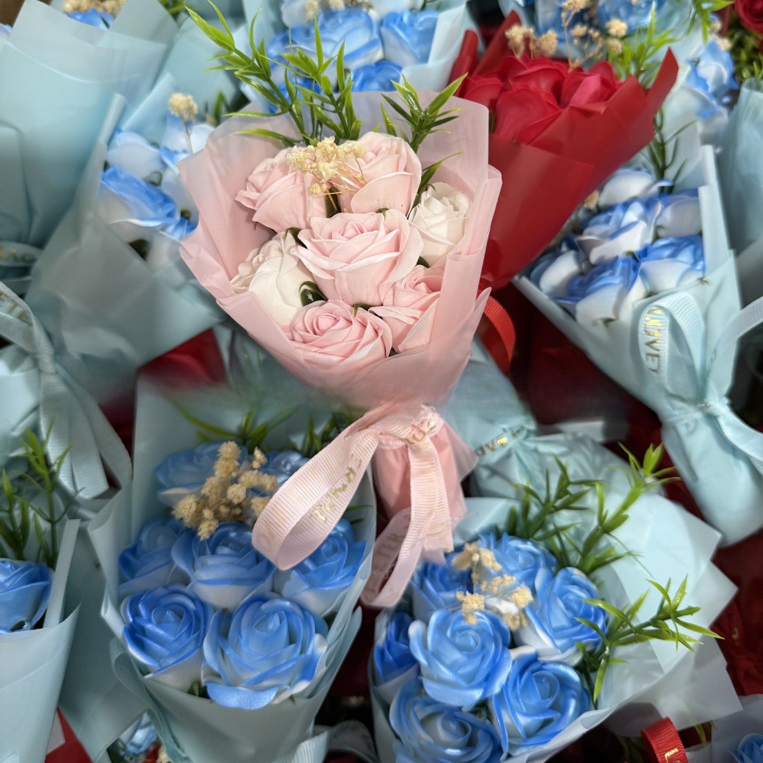 Preserved flower bouquet