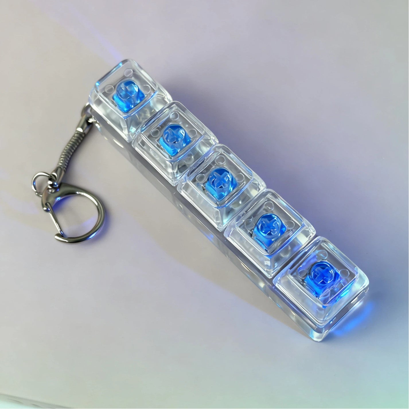 Press to release mechanical keyboard pendant