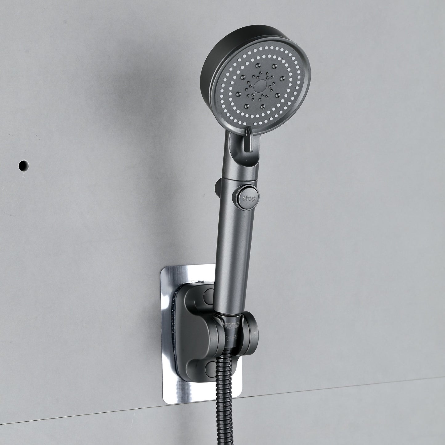 Pressure-enhanced shower head