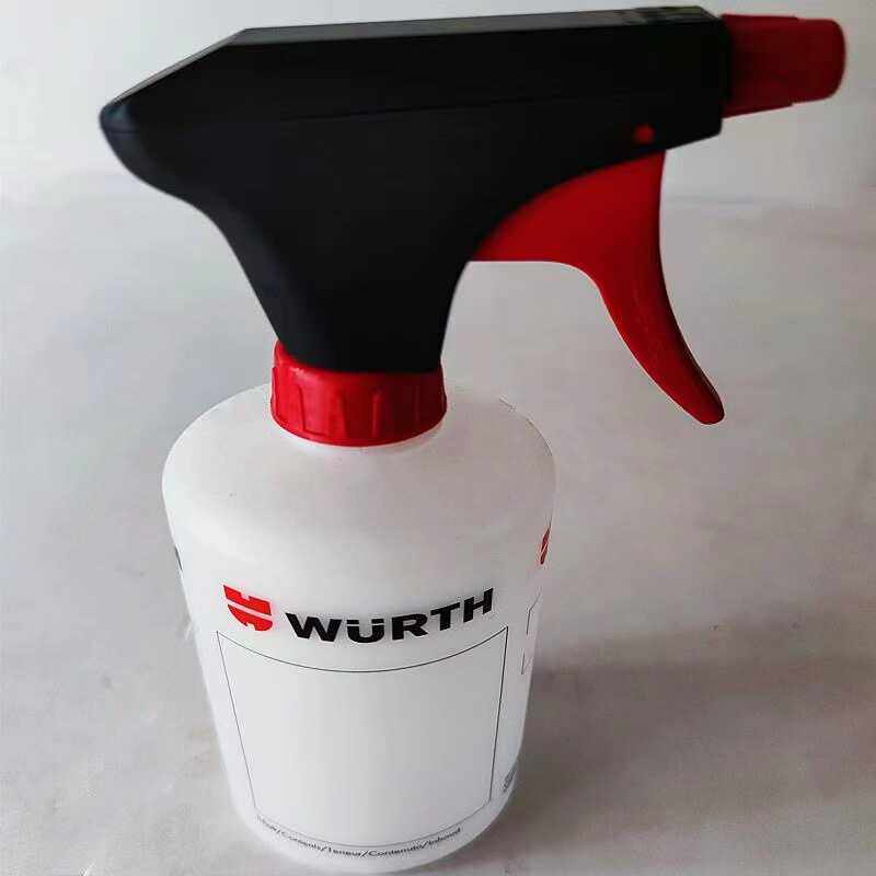 Pressurized spray can