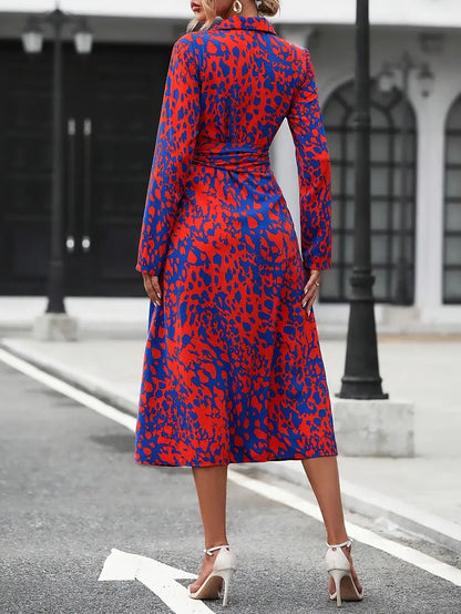 Printed button-down long-sleeved fitted dress