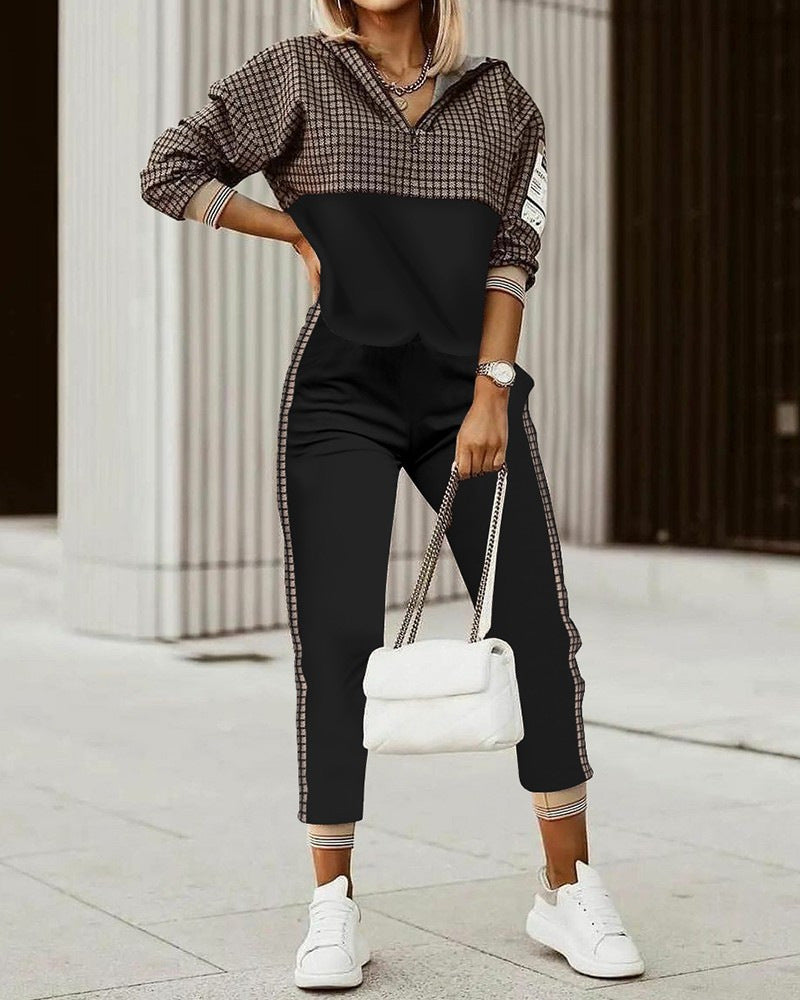 Printed long-sleeved shirts and trousers
