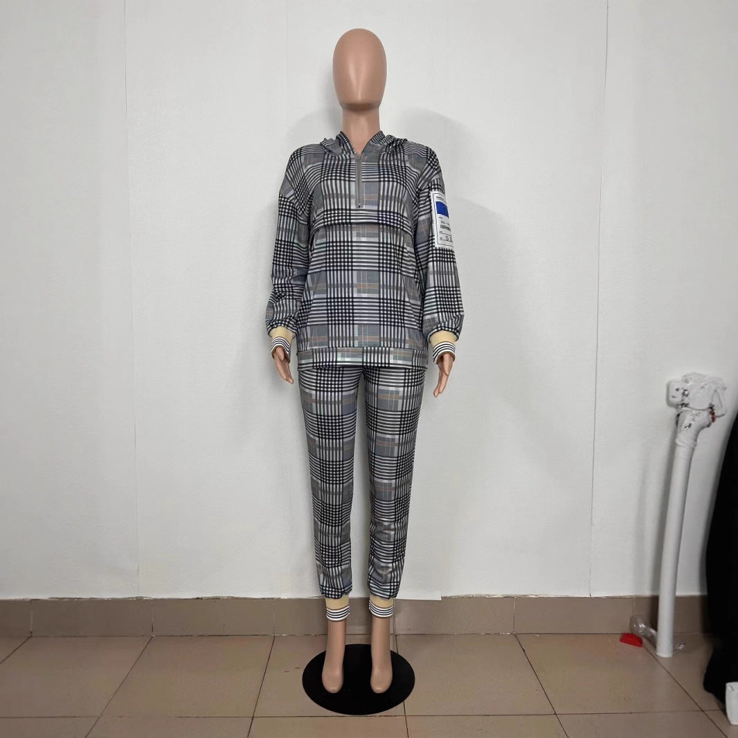 Printed long-sleeved shirts and trousers