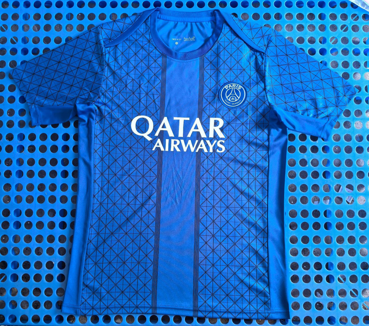 Printed soccer short-sleeved shirt