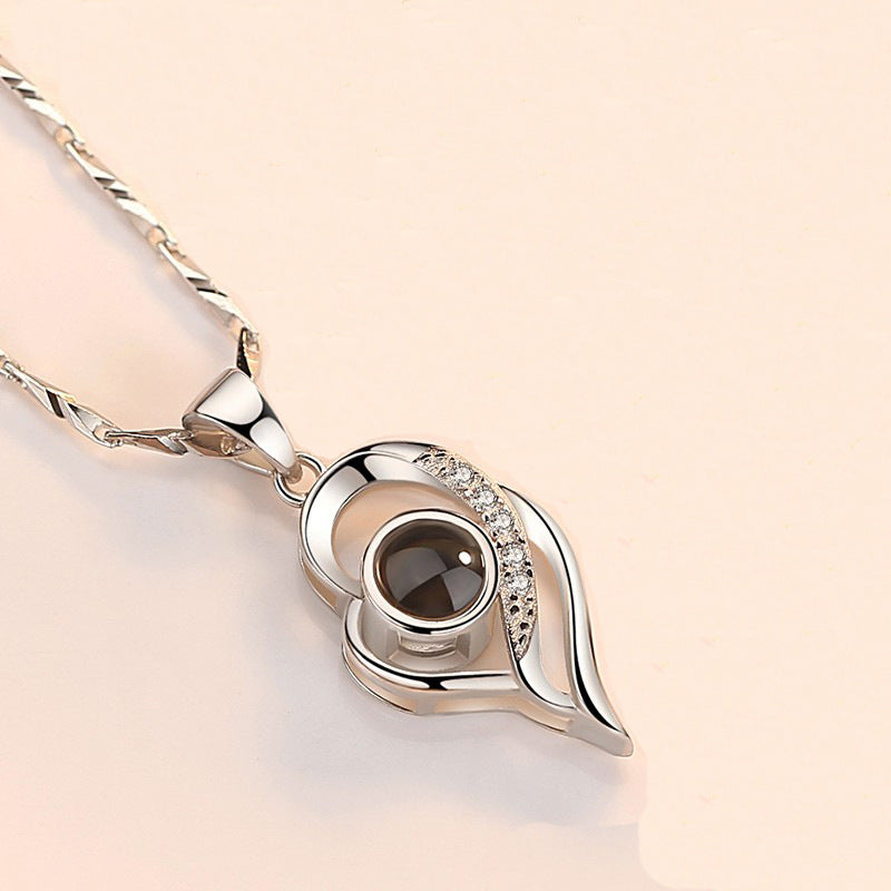 projection necklace