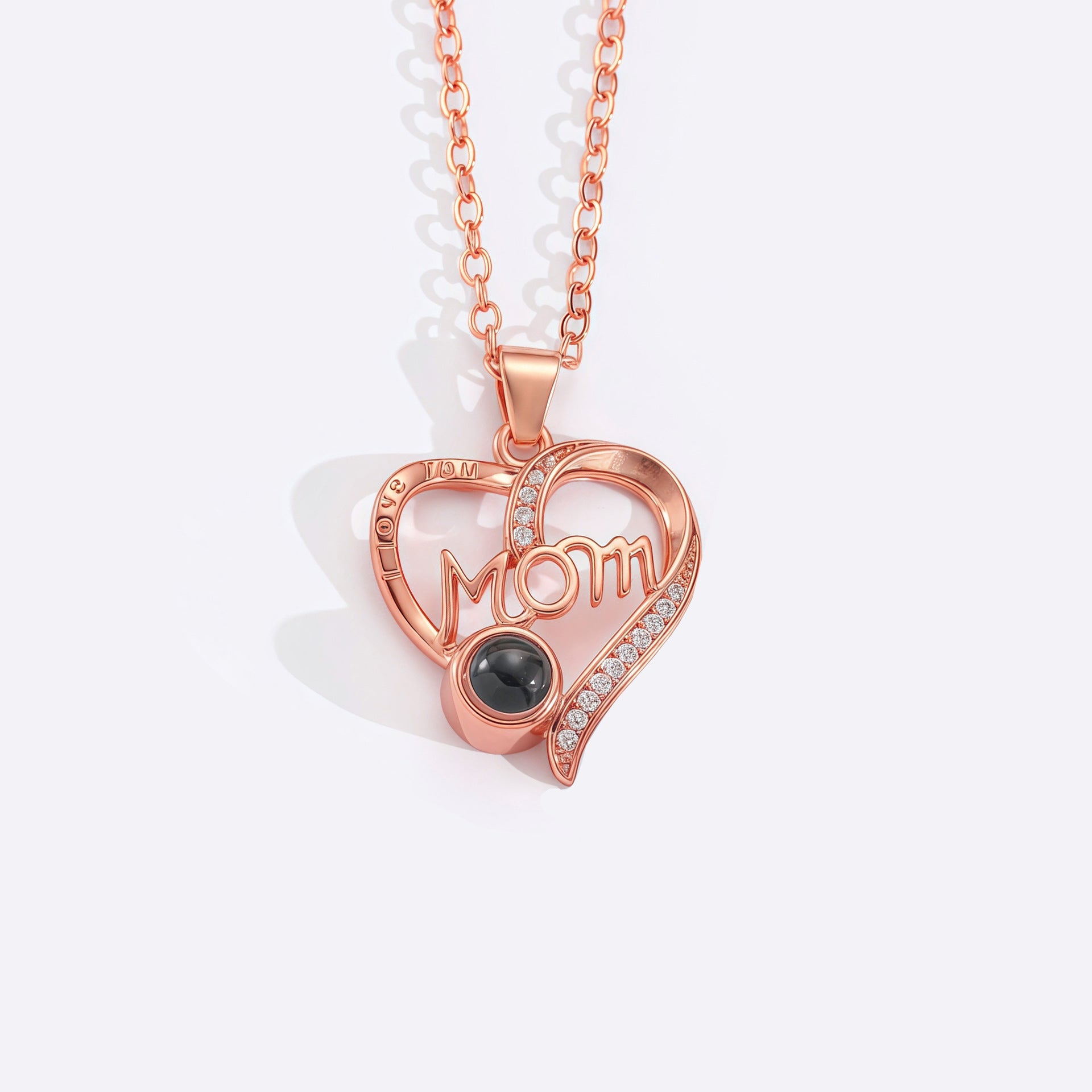 Projection Pendant Heart Clavicle Necklace