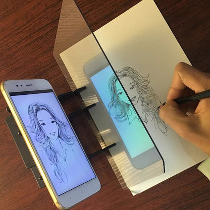 Projection tracing board