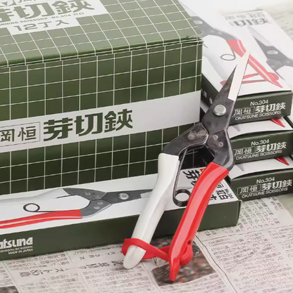 pruning shears