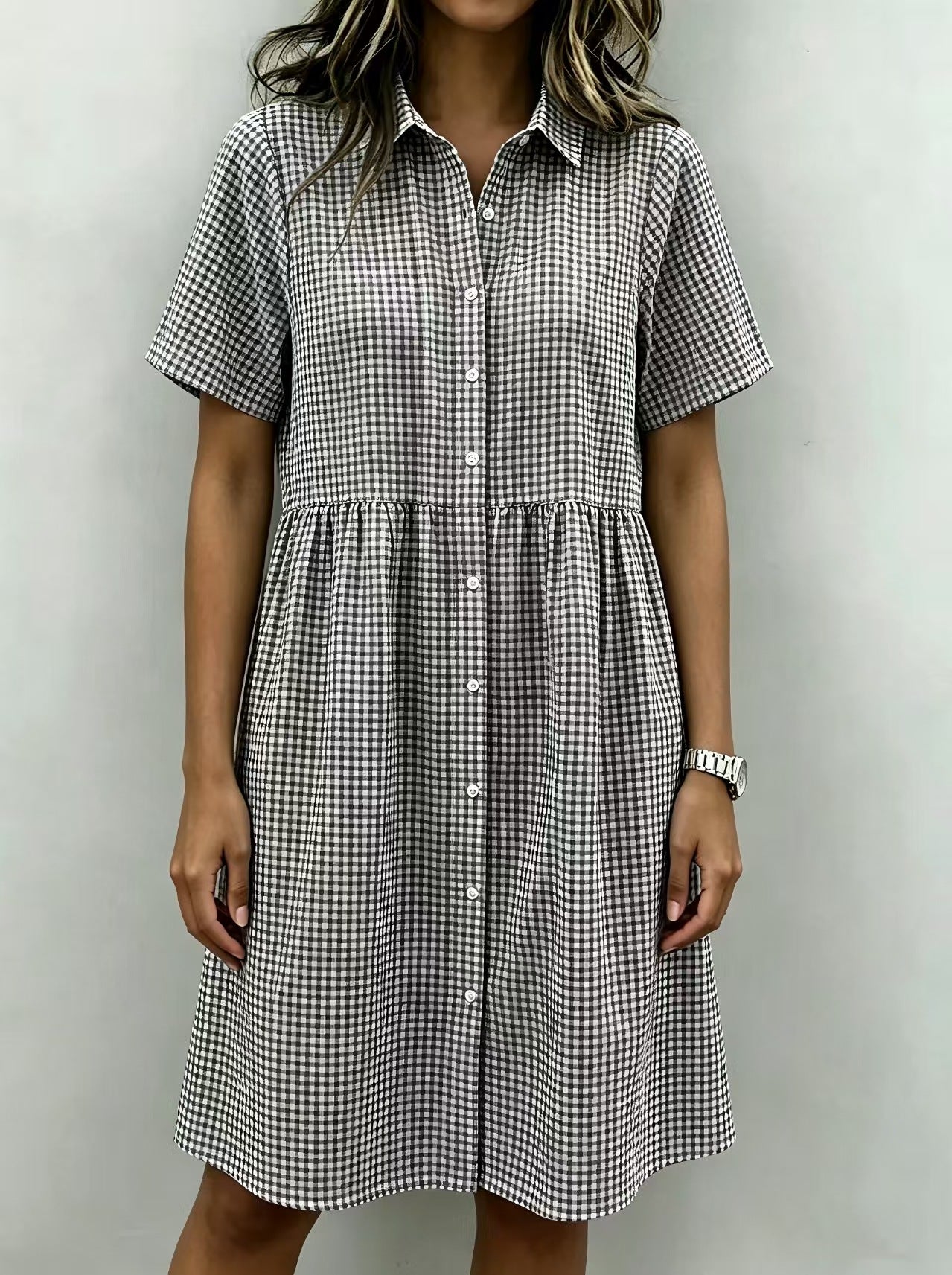 Puff-sleeve dress