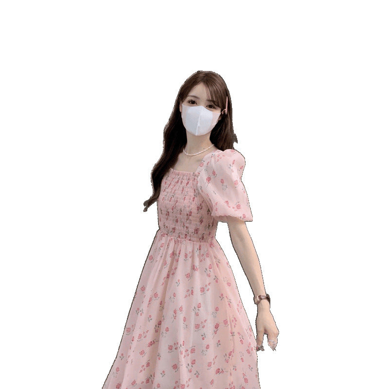 Puff-sleeve dress