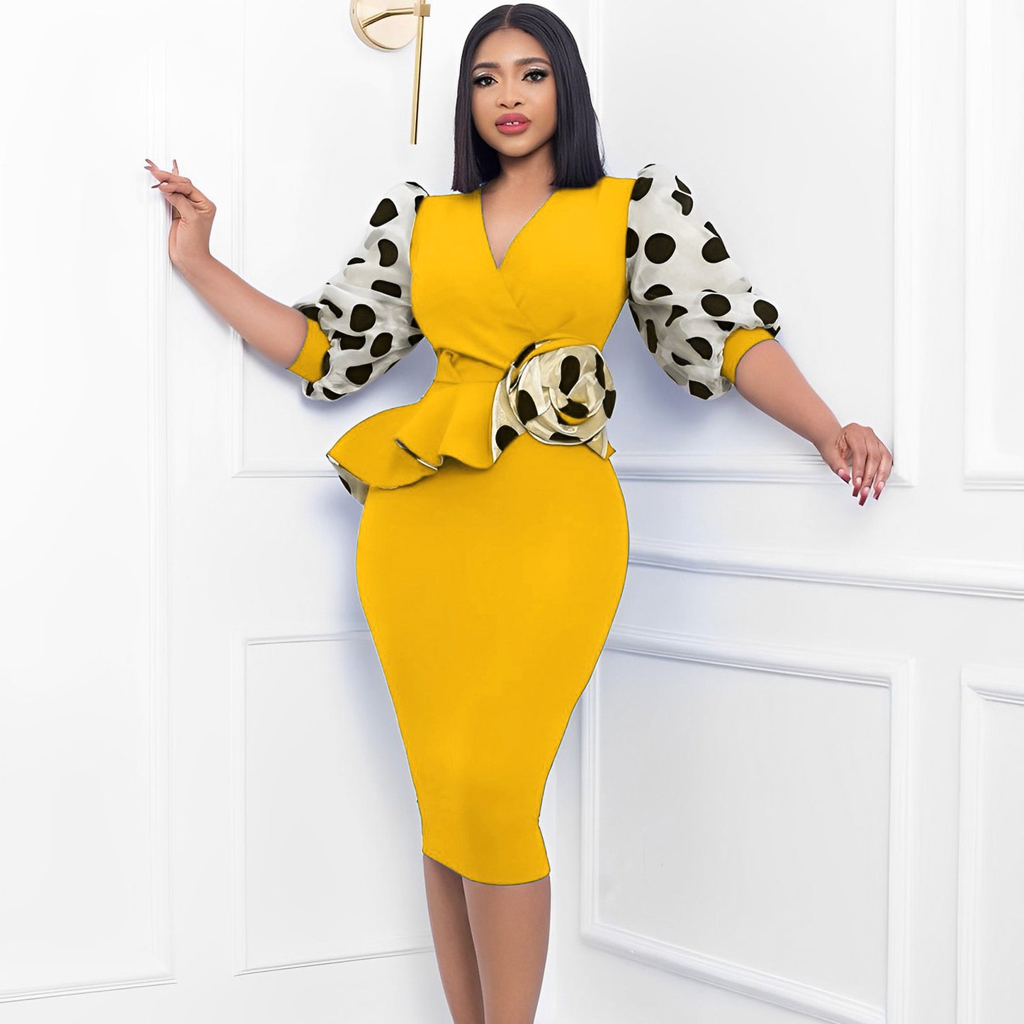 Puffed-sleeve dress