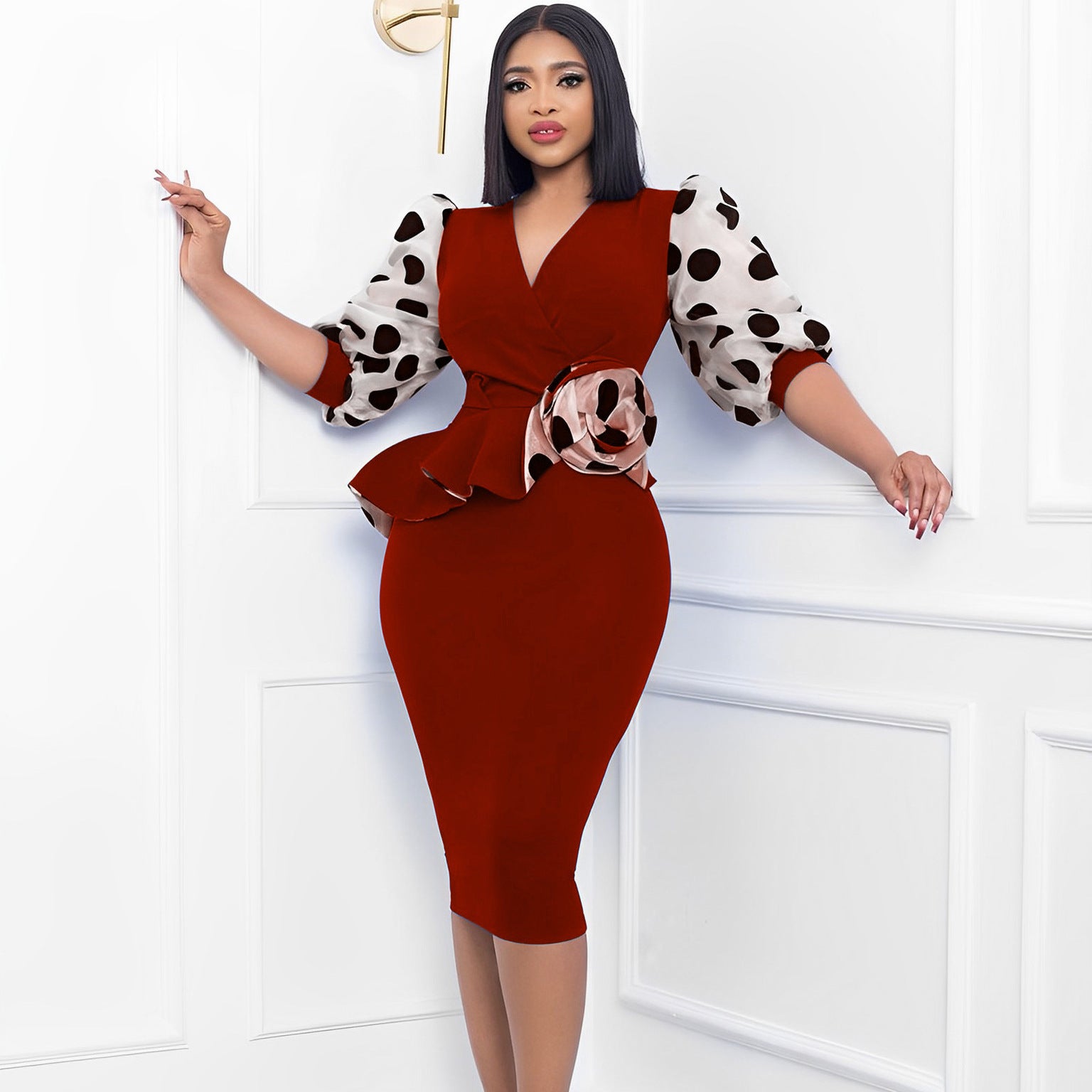 Puffed-sleeve dress