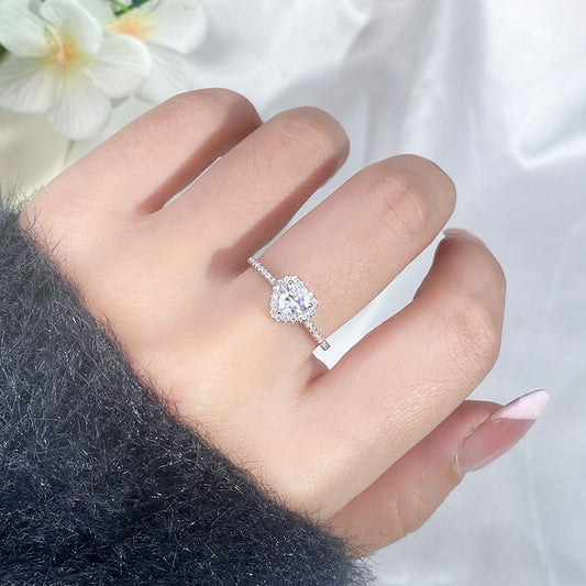 Pure silver heart-shaped ring