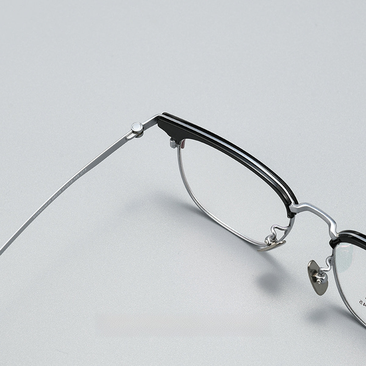 Pure Titanium Half-Frame Glasses