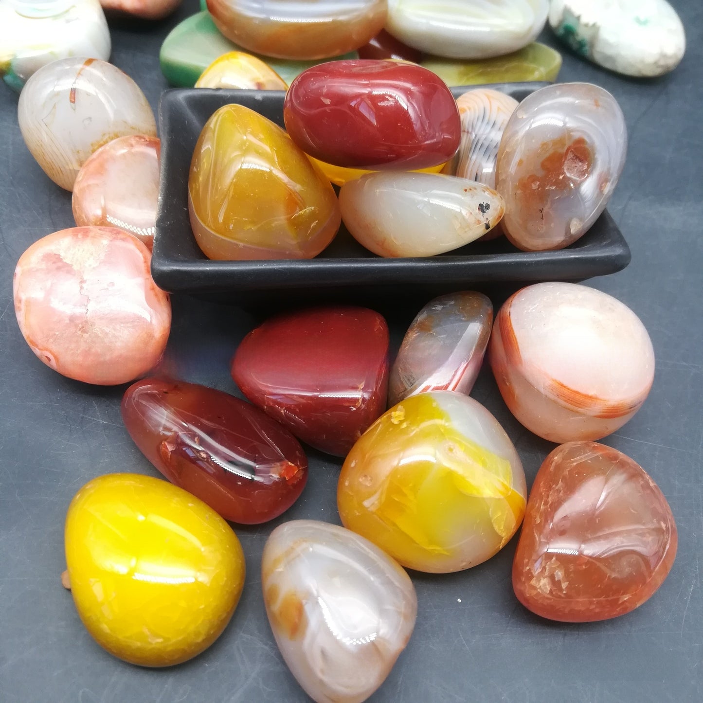 Purple Agate Stone for Decoration and Landscaping