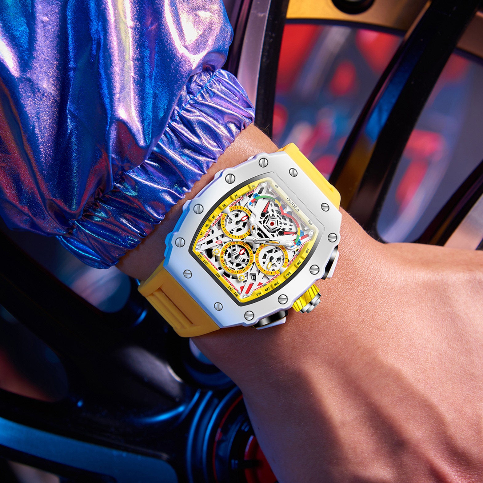 quartz wrist watch