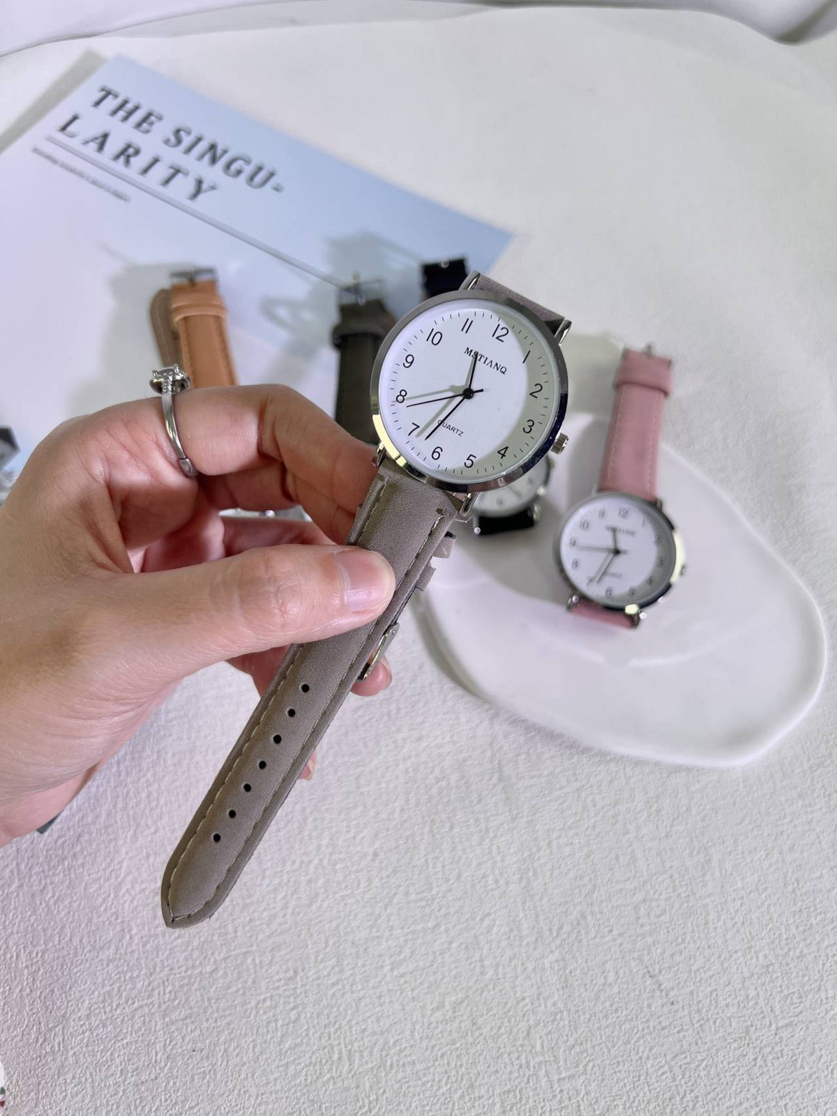 Quartz Wristwatch