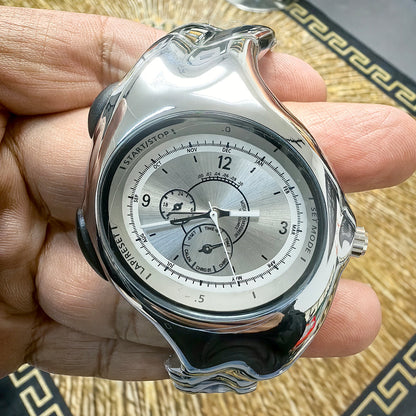 quartz wristwatch
