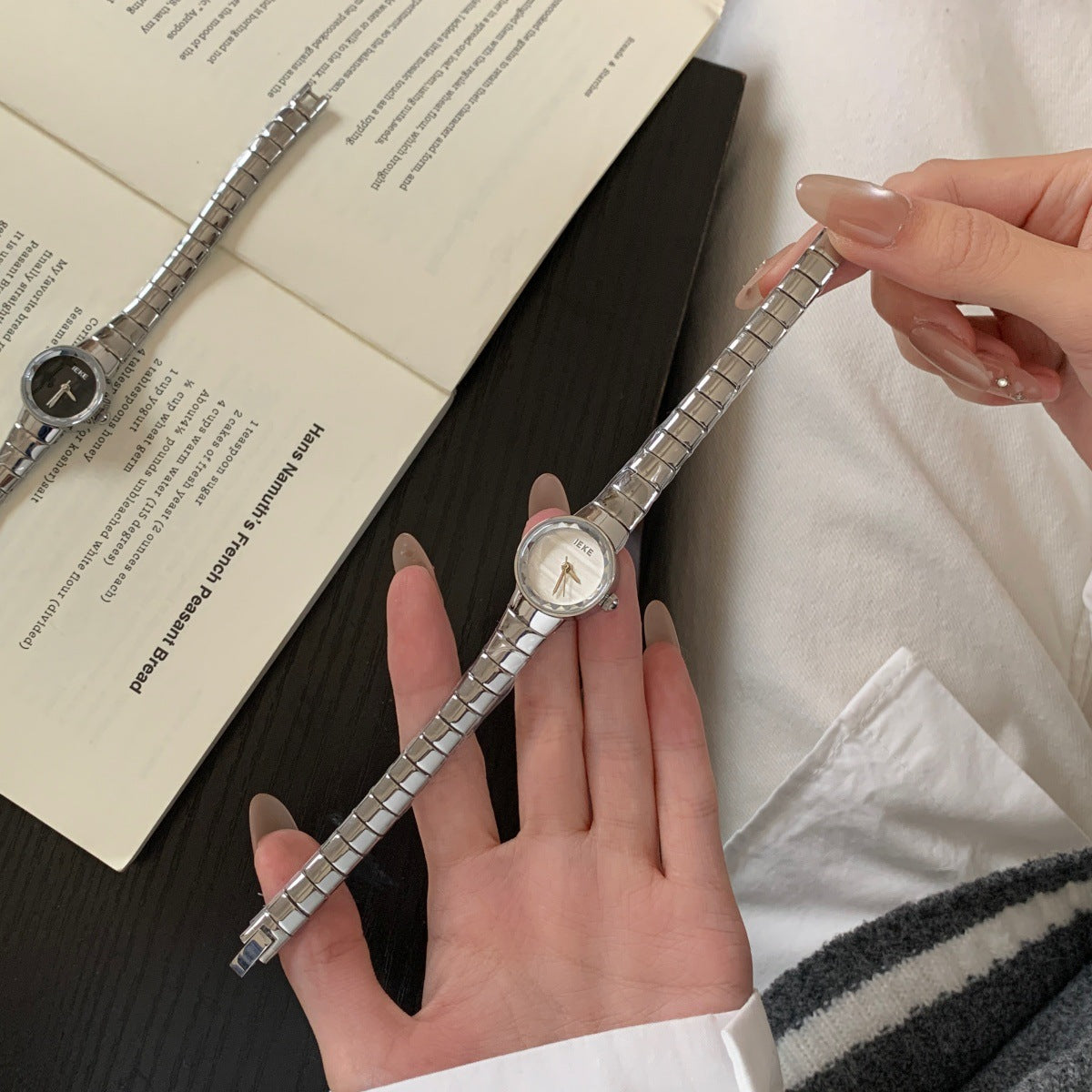 Quartz Wristwatch