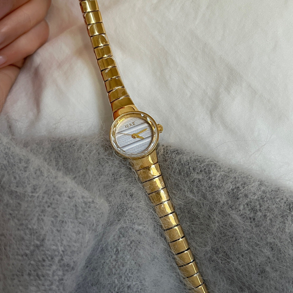 Quartz Wristwatch