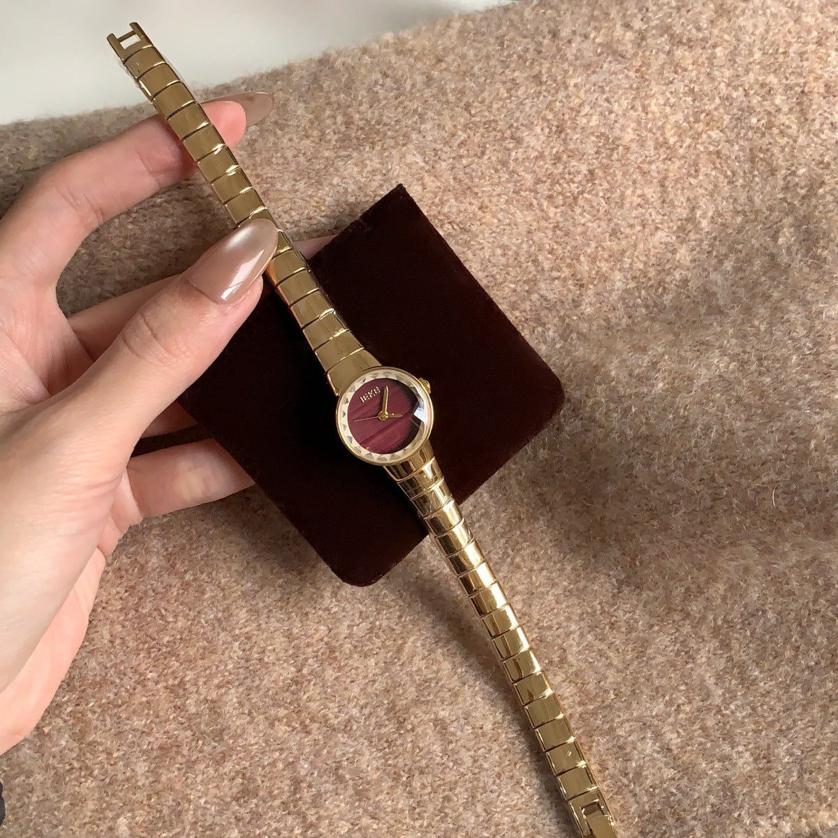 Quartz Wristwatch