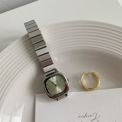 Quartz Wristwatch