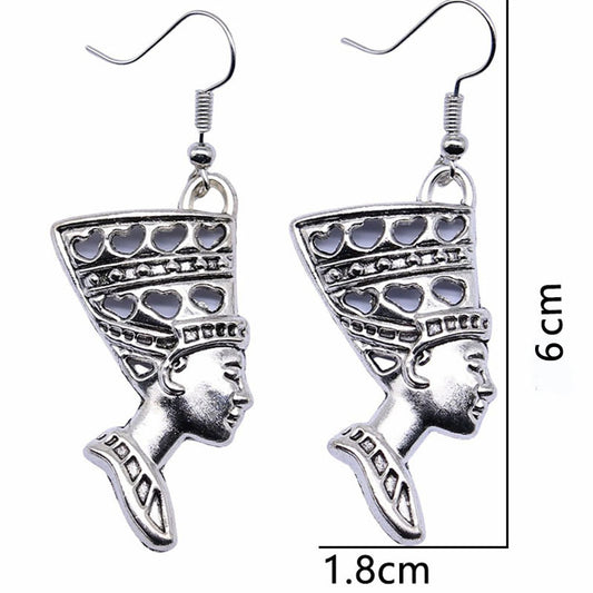 Queen Pendant Earrings
