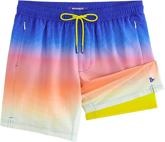 Quick-drying shorts with inner lining and shark-print design