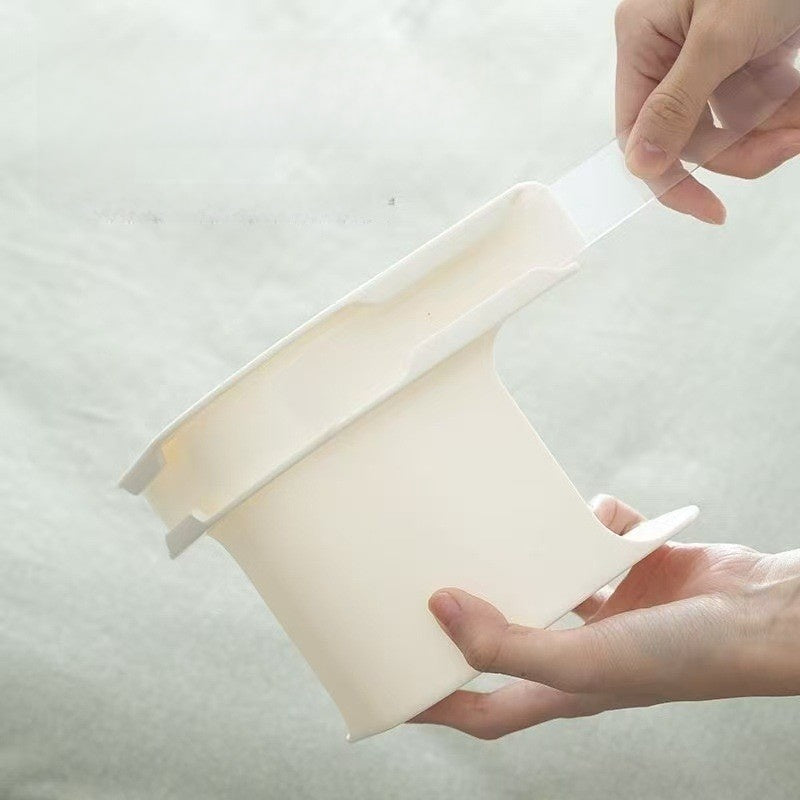 Quilt Bed Sheets Holder