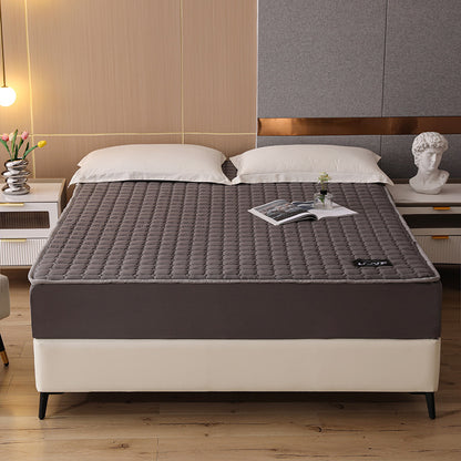 Quilted bed cover