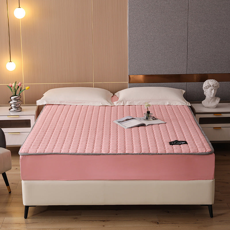 Quilted bed cover