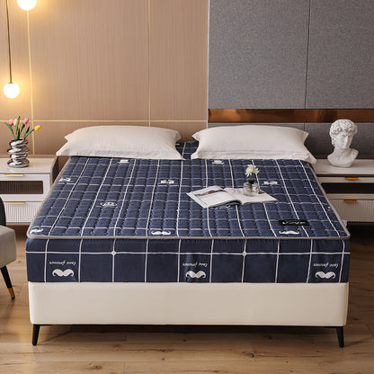 Quilted bed cover