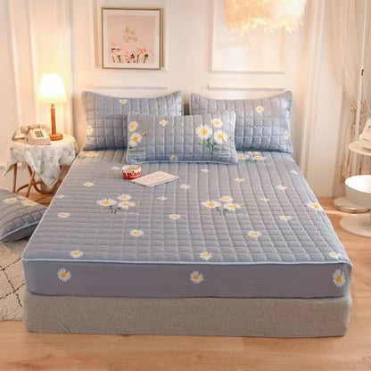 Quilted bed cover
