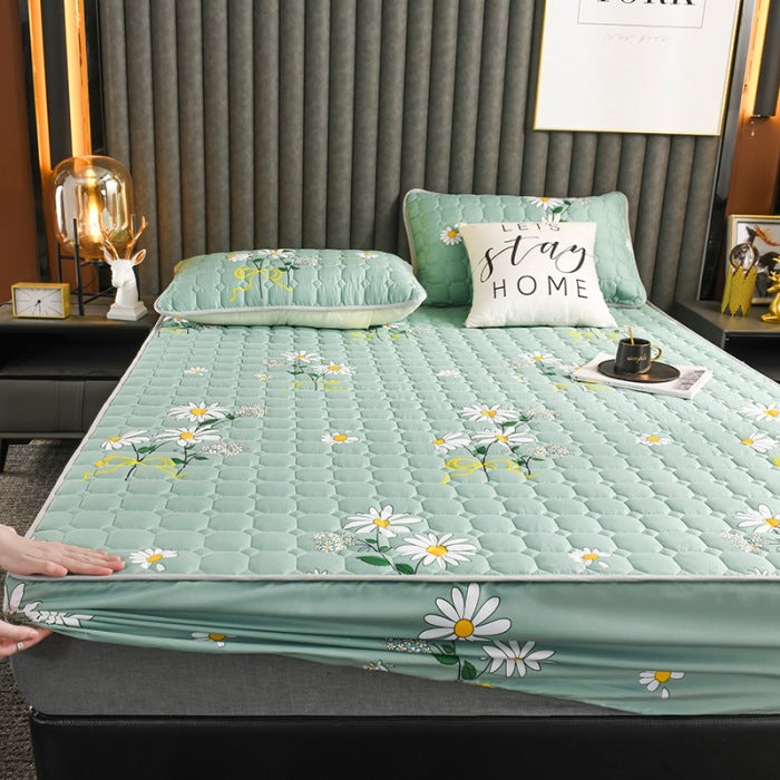 Quilted bed cover