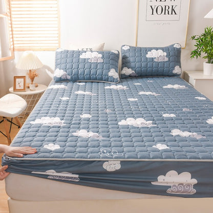 Quilted bed cover