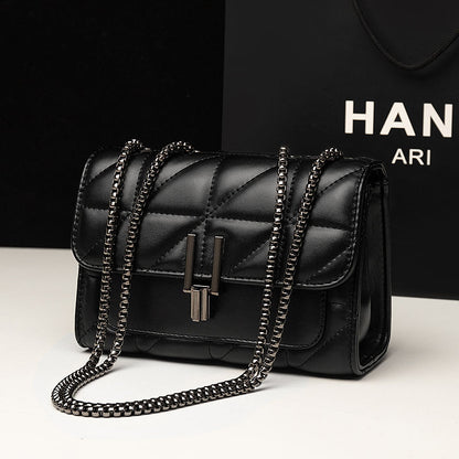 Quilted Chain Shoulder Bag