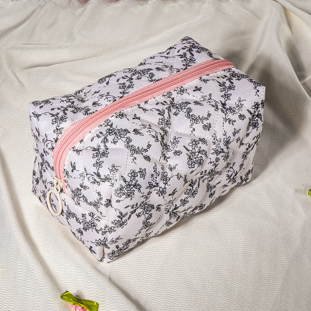 Quilted makeup bag