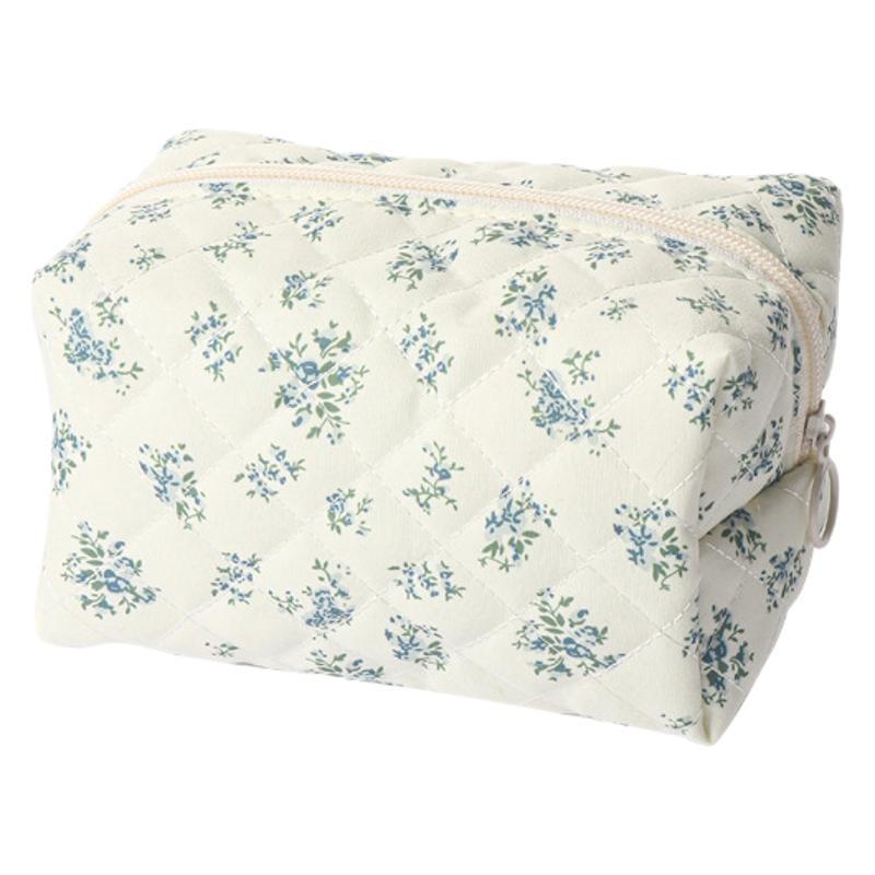 Quilted makeup bag