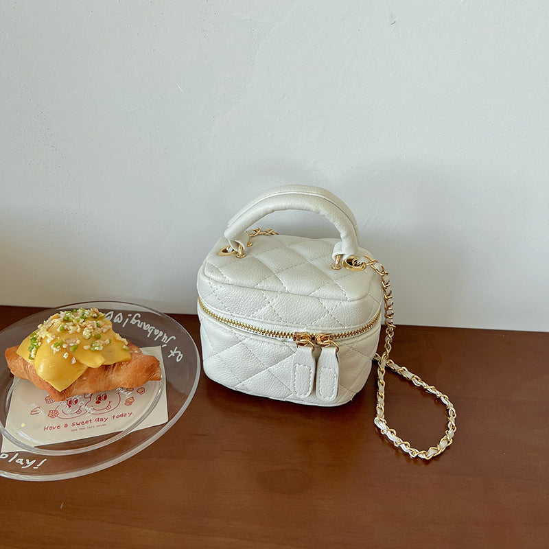 Quilted Mini Chain Crossbody Bag