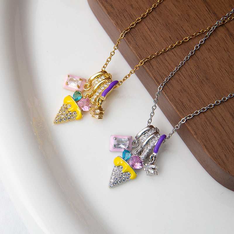 Rare Design Star Necklace