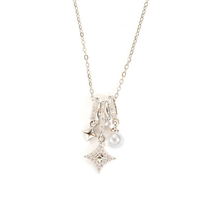 Rare Design Star Necklace